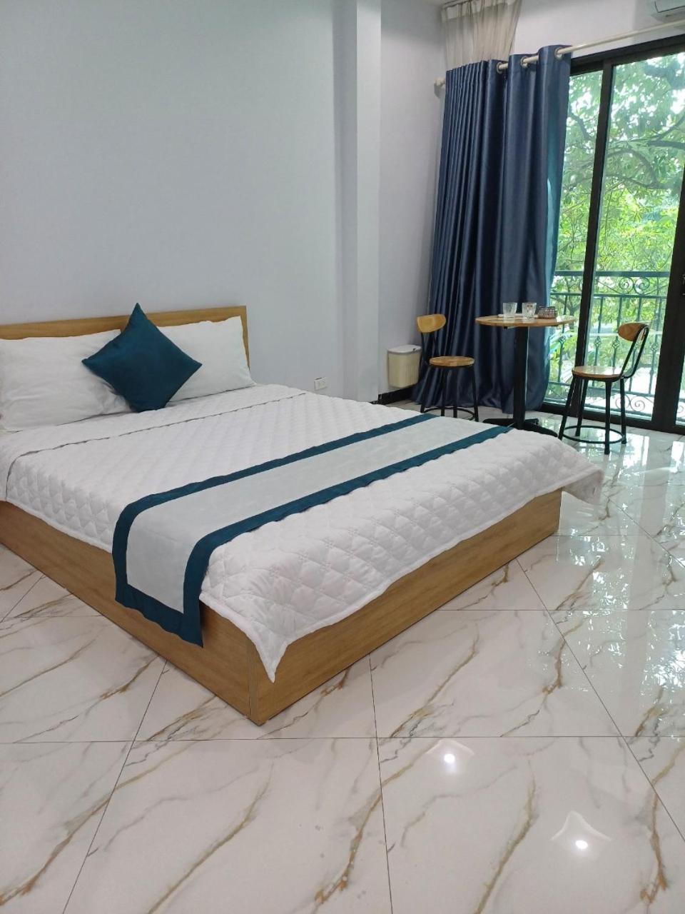 Hoa Ban Ha Noi Bed & Breakfast